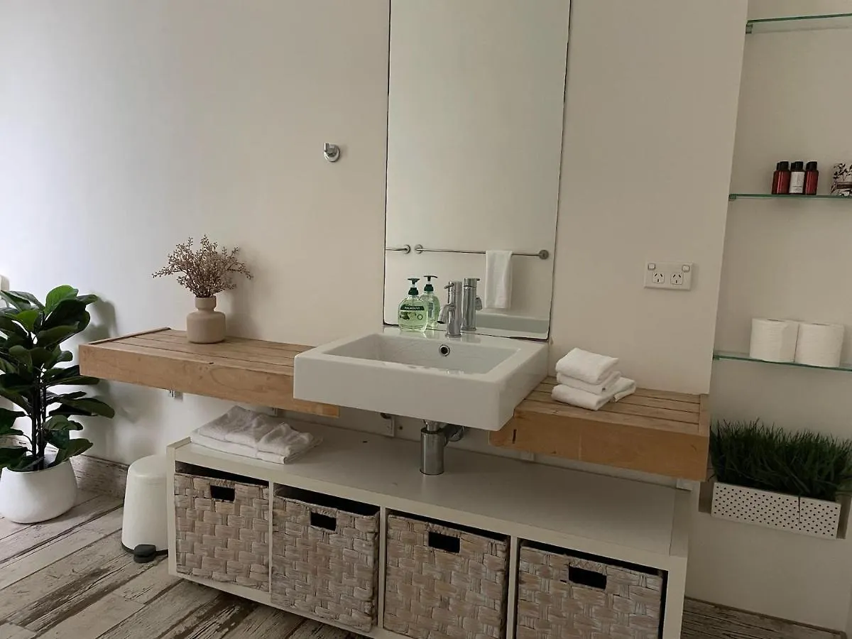 Cove Quarters Apartment Byron Bay Australia