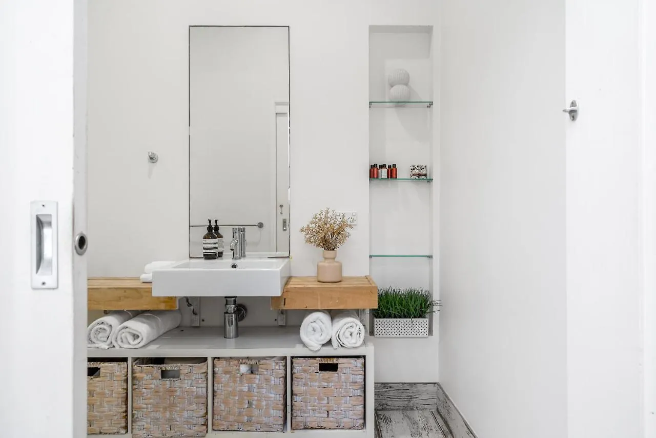Cove Quarters Apartment Byron Bay